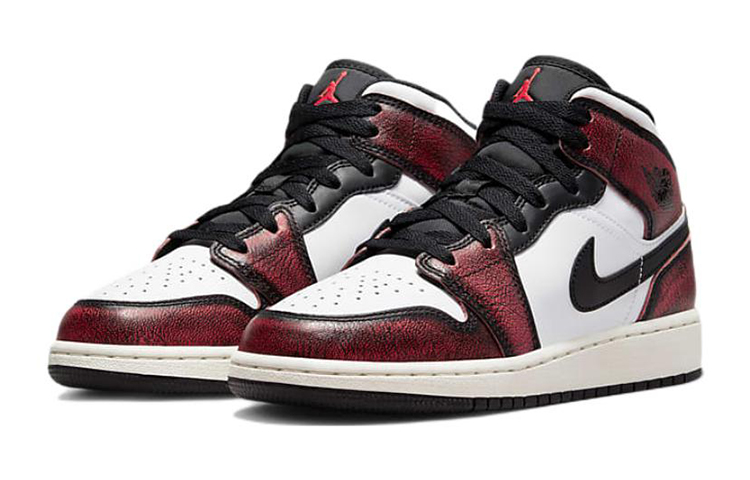 Кроссовки Jordan JordanAir Jordan 1 Mid Wear-Away GS (красный / белый / черный) — Красный / белый / чёрный — фото 3