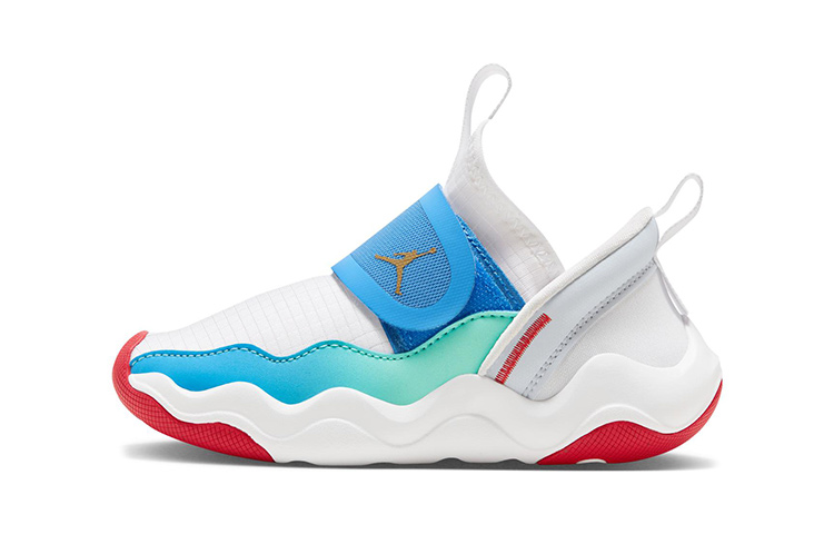 Детские кроссовки Jordan Jordan 23/7 (бело-синие)