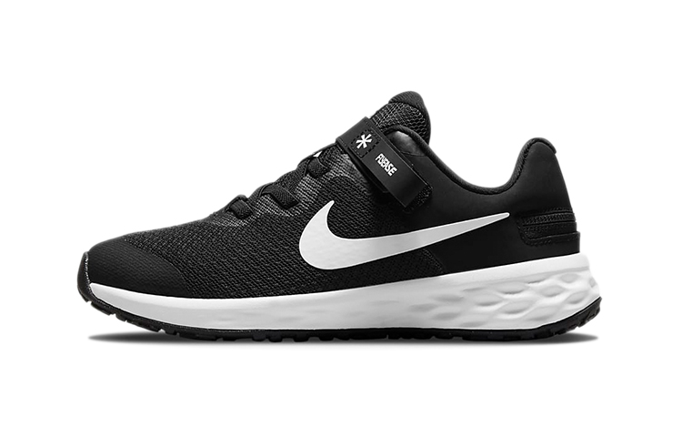 Детские кроссовки Nike REVOLUTION 6 FlyEase (черно-белые)
