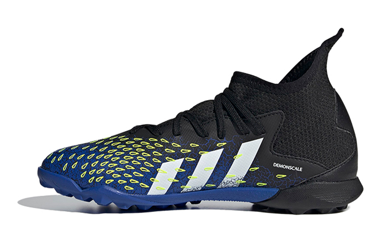 Adidas PREDATOR series Freak .3 TF round toe, comfortable, wear-resistant and breathable, mid-top children's football shoes, black and blue, children's style