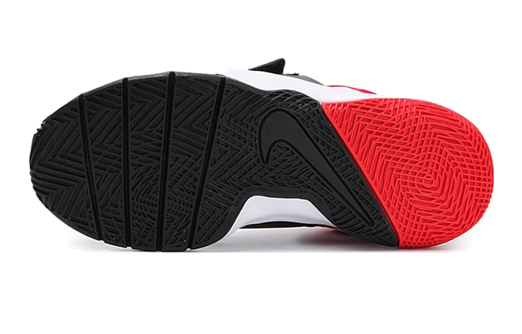 Кроссовки Nike Team Hustle D 8 (черно-красный) — Чёрный / красный — фото 5