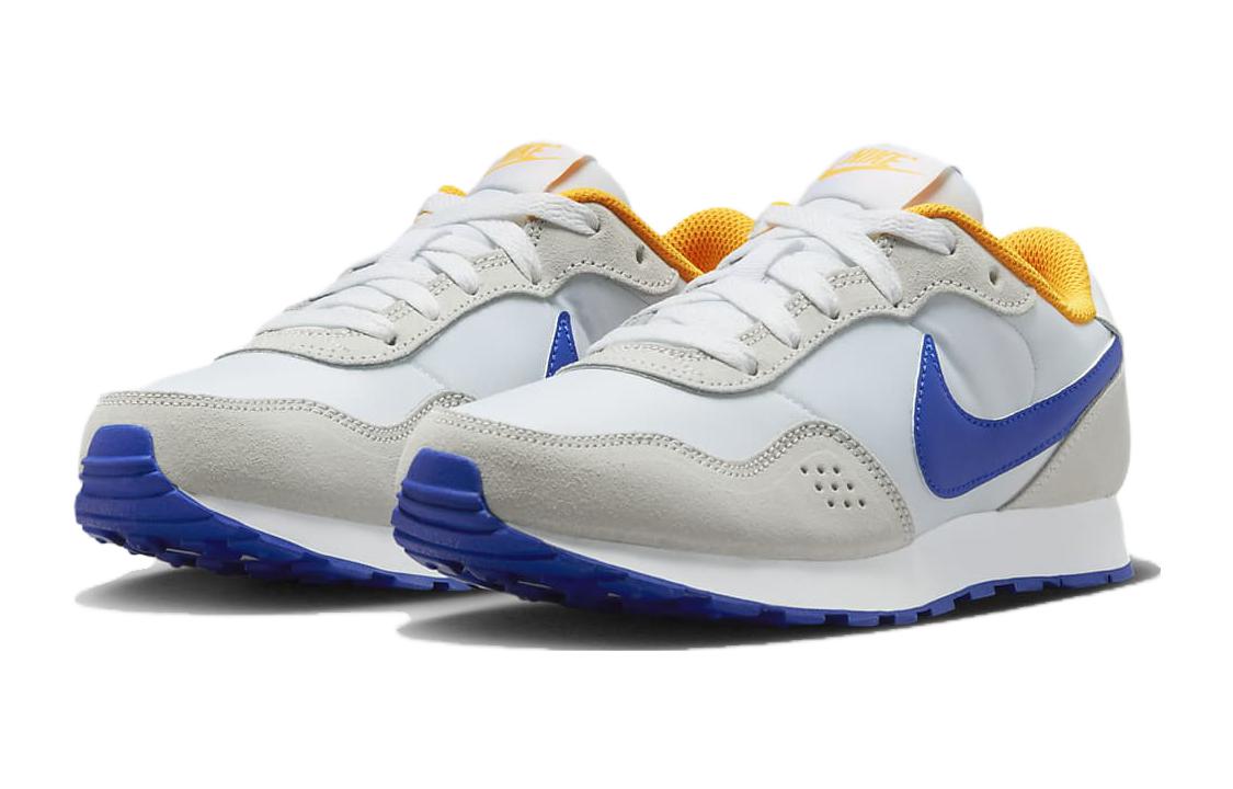 Женские кроссовки Nike NikeMD Valiant (бело-синий) — Белый / синий — фото 3