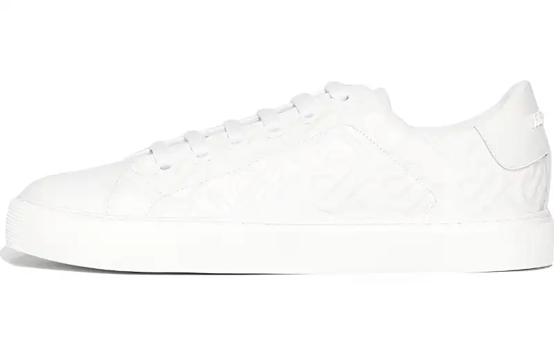 Burberry Low top Skateboard Shoes Women's