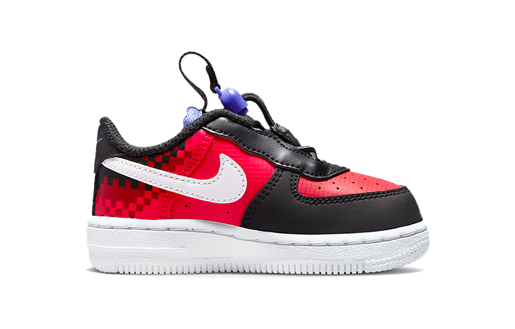 Кеды Nike Air Force 1 Toggle SE (черно-красные) — фото 4