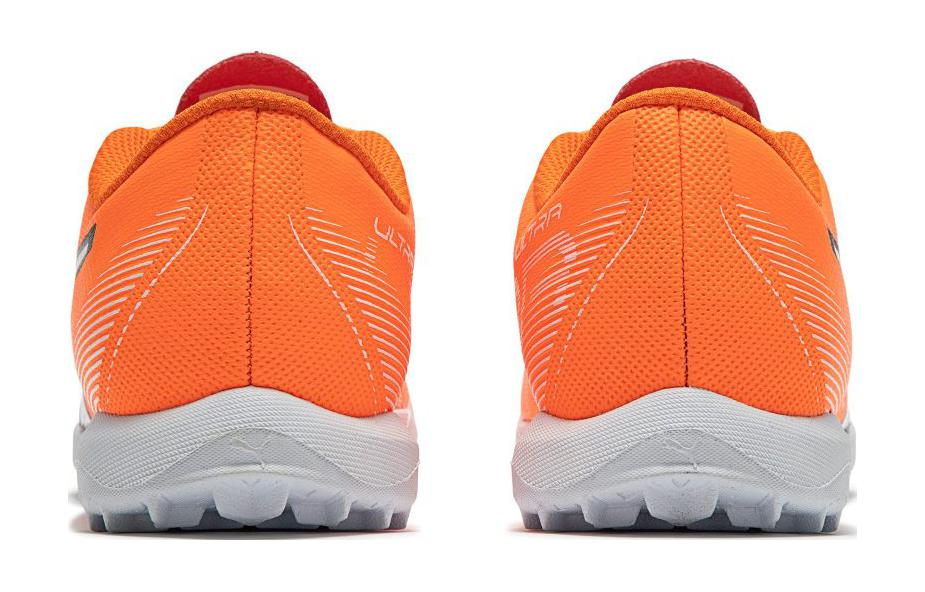 Детские бутсы PUMA Ultra Play TT JR (оранжевый) — фото 6