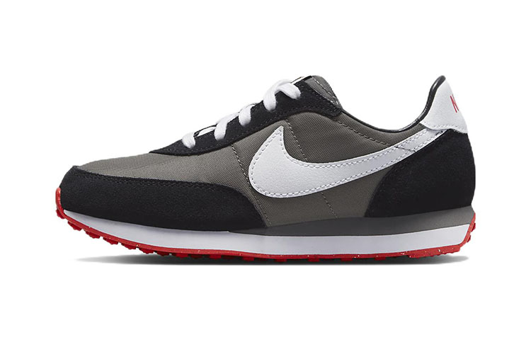 Детские кроссовки Nike Waffle Trainer 2 (черно-белые)
