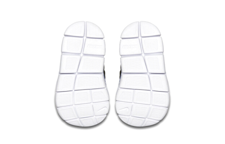 Кеды Nike Dynamo Free (черно-сине-серебряные) — фото 5