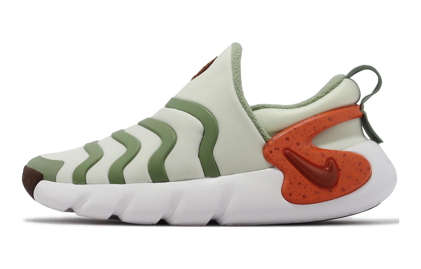 Детские кроссовки Nike Dynamo GO (бело-зеленые)