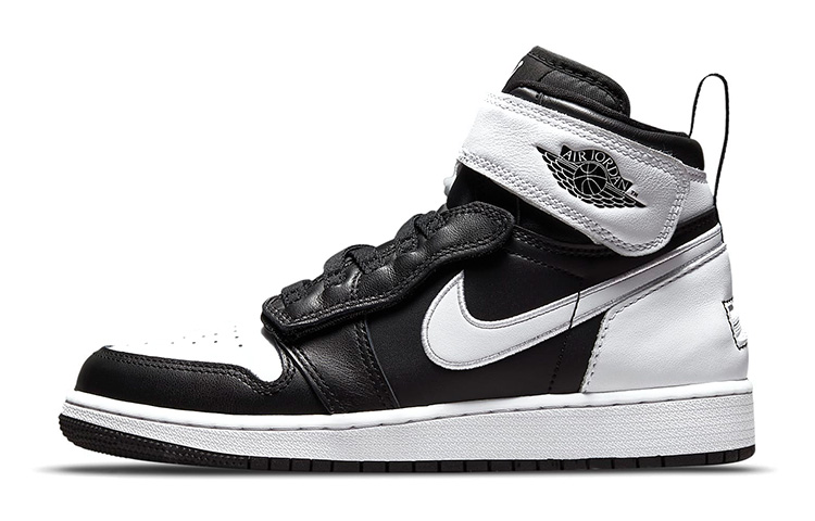 Мужские кроссовки Jordan Air Jordan 1 Hi FlyEase (черно-белые)