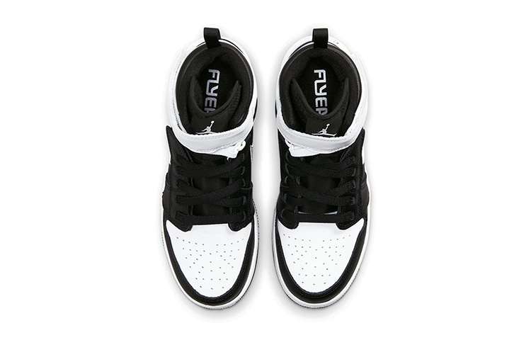 Мужские кроссовки Jordan Air Jordan 1 Hi FlyEase (черно-белые) — фото 4