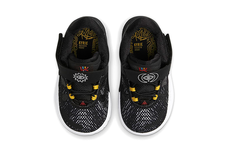 Детские кроссовки Nike Kyrie 7 (черно-белые) — фото 6