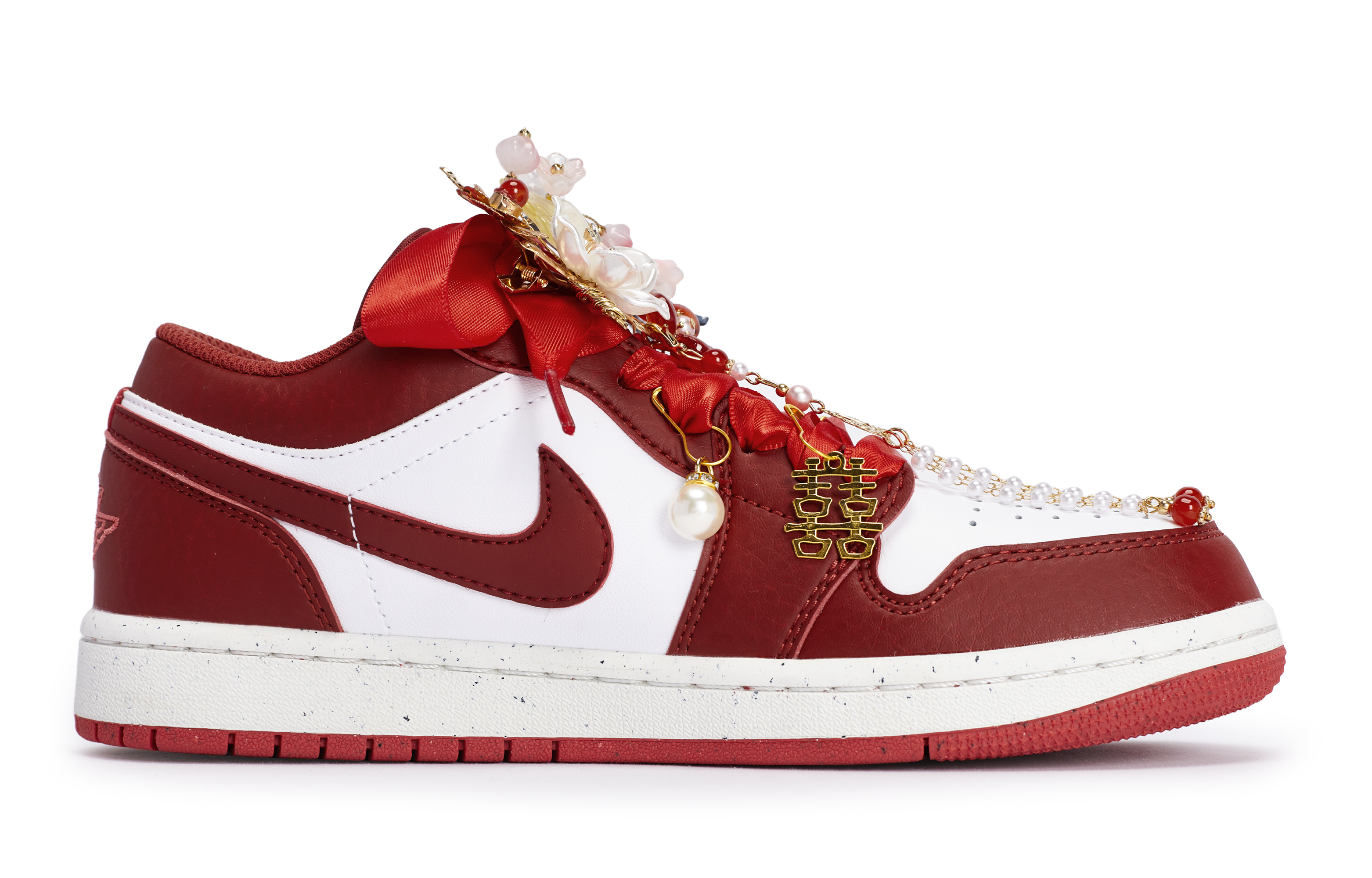 Jordan Air Jordan 1 811 Manufacturing, Heart Lotus Heart, Gift Box Leather Low top Vintage Basketball Shoes Women’s