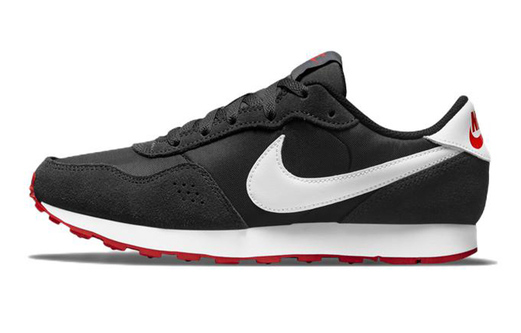 Nike MD Valiant Running Shoes GS