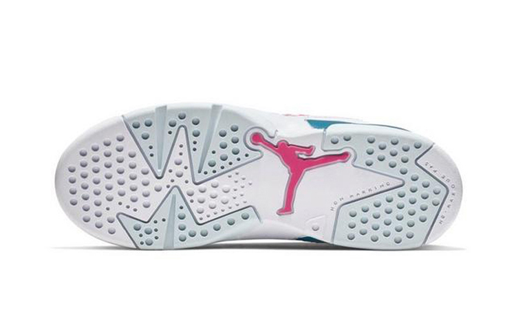 Кроссовки Jordan Air Jordan 6 (бело-фиолетовые) — фото 5
