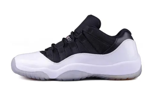 Jordan 11 Retro Low Tuxedo GS