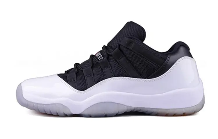 Jordan 11 Retro Low Tuxedo GS