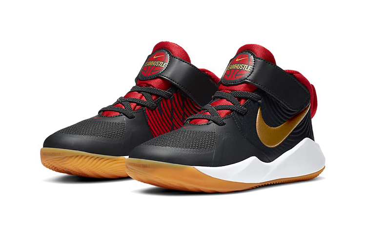 Детские кроссовки Nike Team Hustle D 9 (черно-красно-золотой) — Чёрный / красный / золотой — фото 4