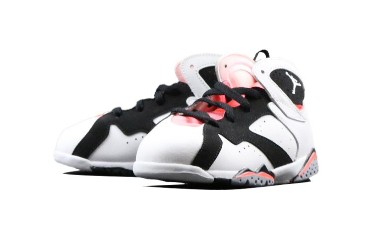 Детские кроссовки Jordan Air 7 Retro "Hot Lava" (бело-черно-оранжевый) — Белый / чёрный / оранжевый — фото 2