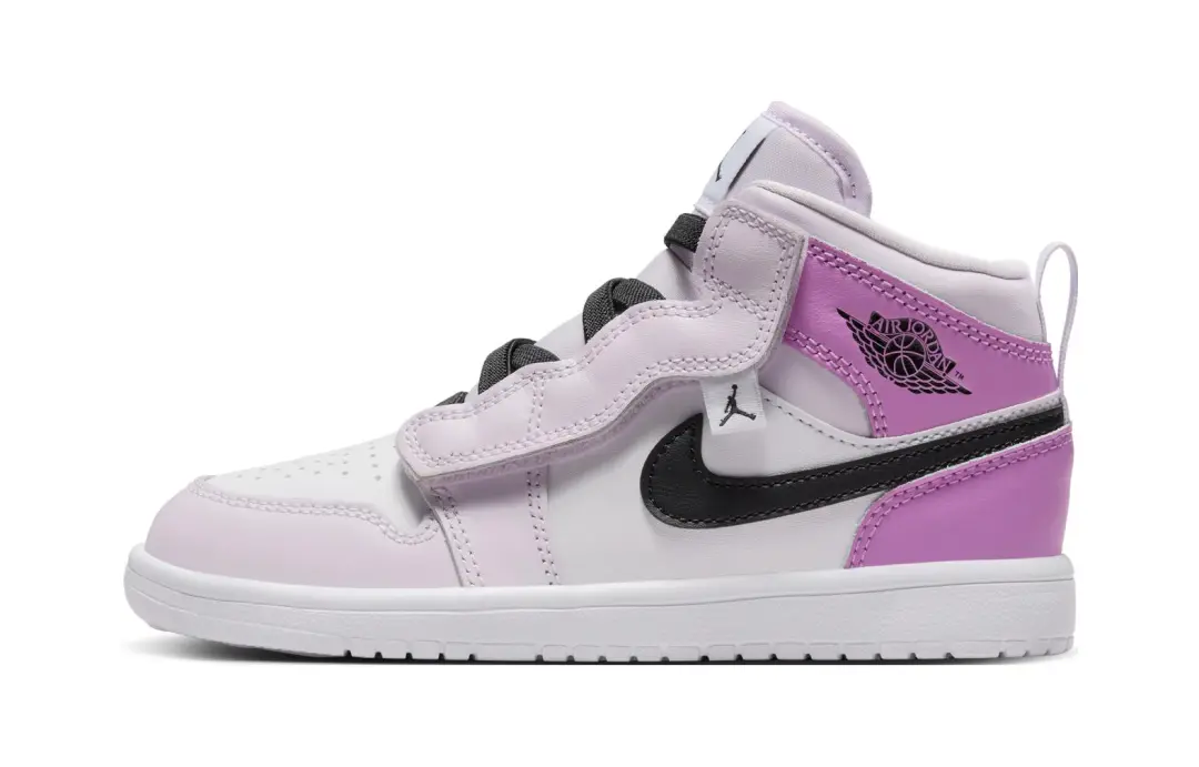 Jordan Air Jordan 1 Mid Comfortable Slip Resistant Abrasion Resistant Mid top Vintage Basketball Shoes