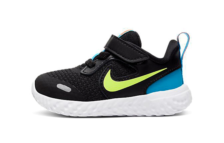 Детские кроссовки Nike REVOLUTION 5 (черно-зеленые)