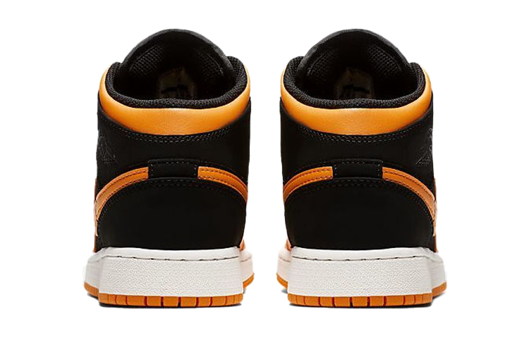 Кеды Jordan JordanAir Jordan 1 Mid (черно-оранжевые) — фото 6