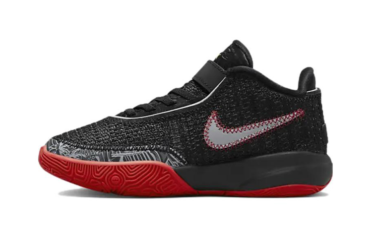 Детские кроссовки Nike LeBron 20 "Bred" (черно-красные)
