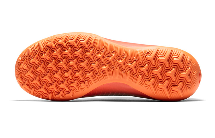 Детские бутсы Nike Jr MercurialX 6 CR7 TF (черно-серый) — фото 6