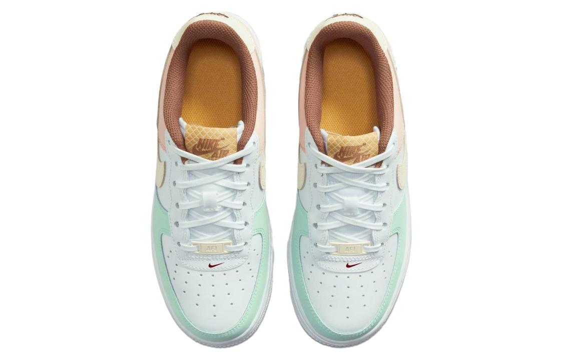 Кроссовки Nike NikeAir Force 1 Lv8 GS (белый / розовый) — фото 3