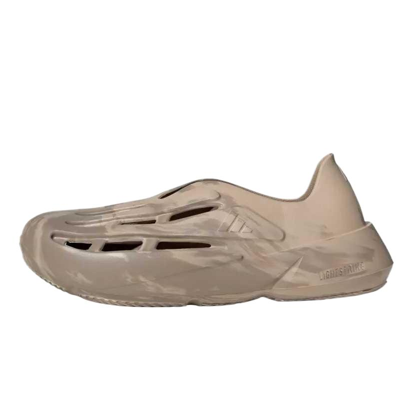 Слипоны adidas adidas LIGHTBLAZE Moc (коричневые)