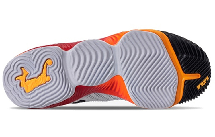 Кроссовки Nike NikeLebron 16 GS (бело-оранжевые) — 白色/橘黄色 — фото 6