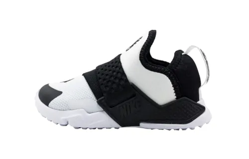 Nike Huarache Extreme Extreme Low Top Running Shoes Black and White Infants