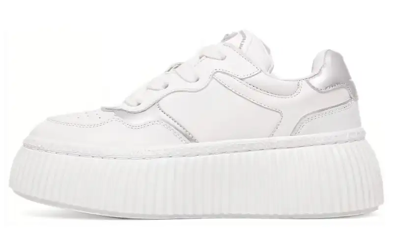 KARL LAGERFELD / Karl Lagerfeld Jeans Leather Low top Skateboard Shoes Women's White