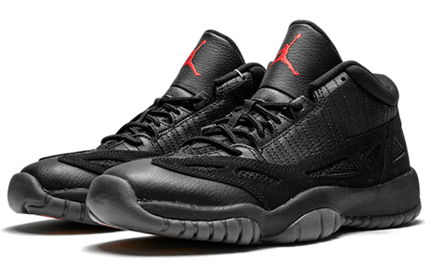 Кроссовки Jordan Air Jordan 11 Retro Low Referee (черные) — фото 2