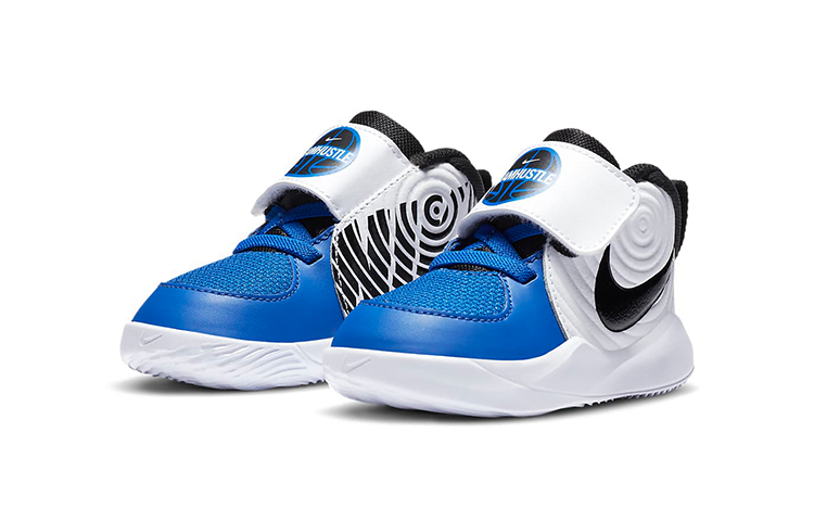 Детские кроссовки Nike Team Hustle D 9 (синий / белый / черный) — Синий / белый / чёрный — фото 5