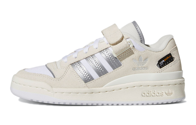 Кеды adidas (бежевые)