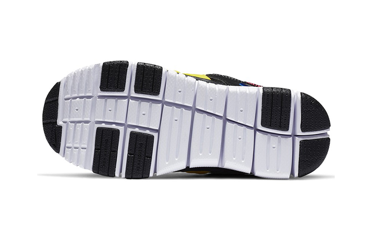 Детские кроссовки Nike Dynamo Free QS (черный / желтый) — Чёрный / жёлтый — фото 8