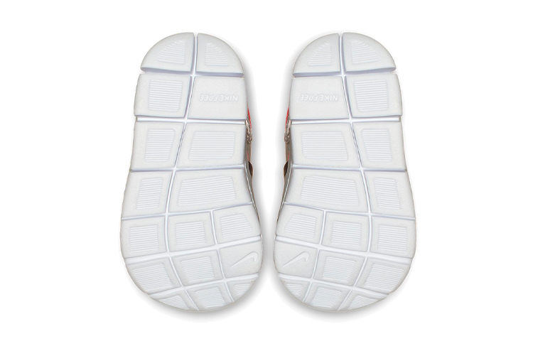 Детские кроссовки Nike Dynamo Free (красно-черные) — фото 5