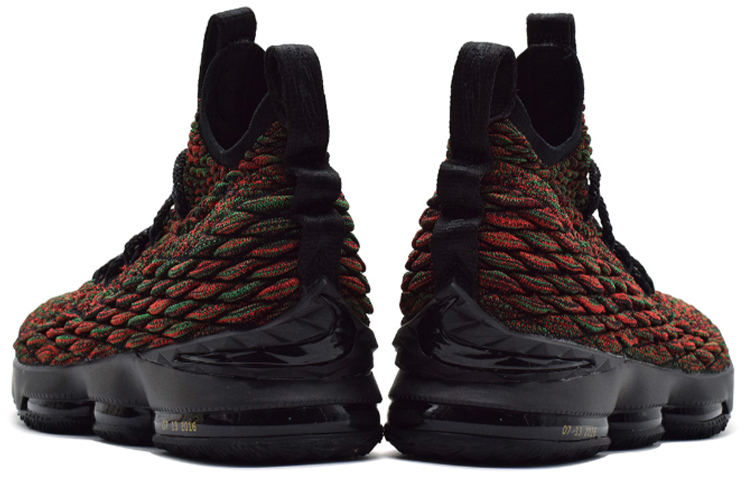 Баскетбольные кроссовки Nike NikeLebron 15 BHM GS (черный) — Чёрный — фото 4
