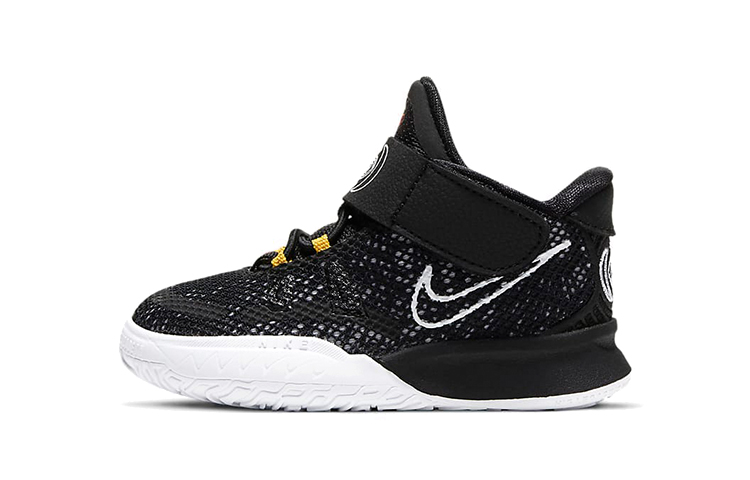 Детские кроссовки Nike Kyrie 7 (черно-белые)