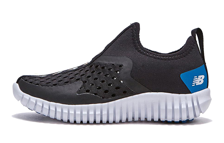 Детские кроссовки New Balance Aqua Drift (черно-сине-желто-белые)