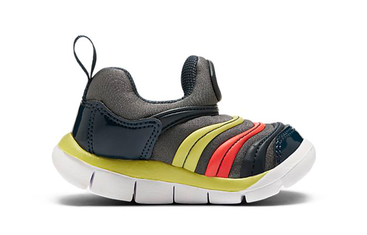 Детские кроссовки Nike Dynamo Free (серые) — фото 4