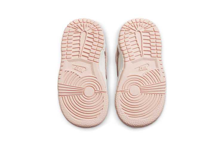 Детские кеды Nike Dunk "Orange Pearl" (розовый) — фото 8