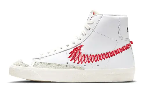Nike Blazer Mid 77 GS Double Zig Zag-Stitched Swoosh