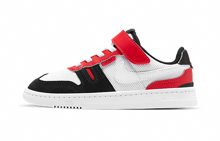 Кеды Nike Squash Type (черно-бело-красные)