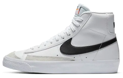 Nike Blazer Mid 77 Mid top Skateboard Shoes White Black