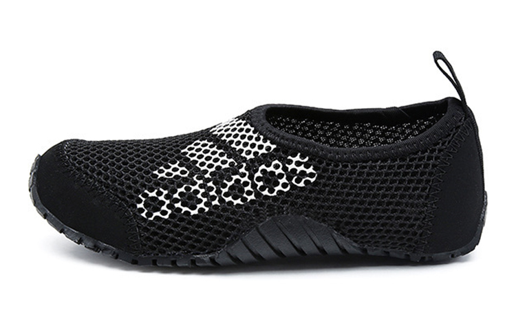 Детские кроссовки adidas KUROBE (ночной черный)