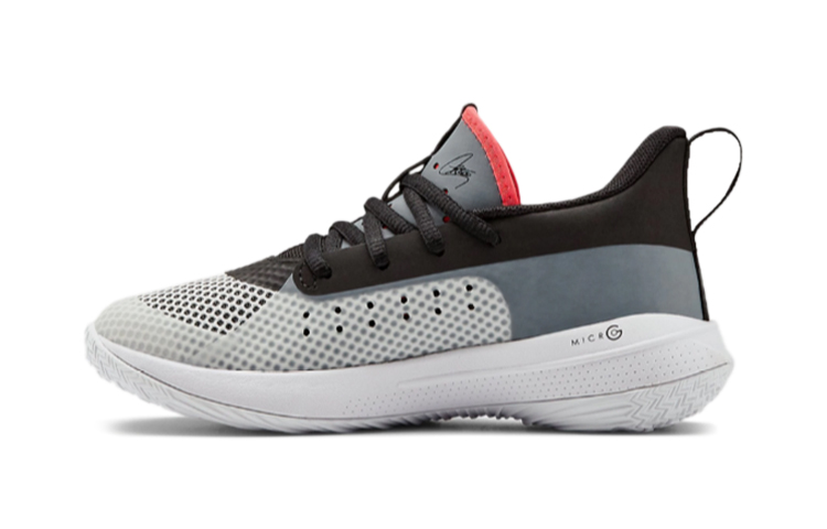 Детские кроссовки Under Armour Curry 7 (серый / черный)