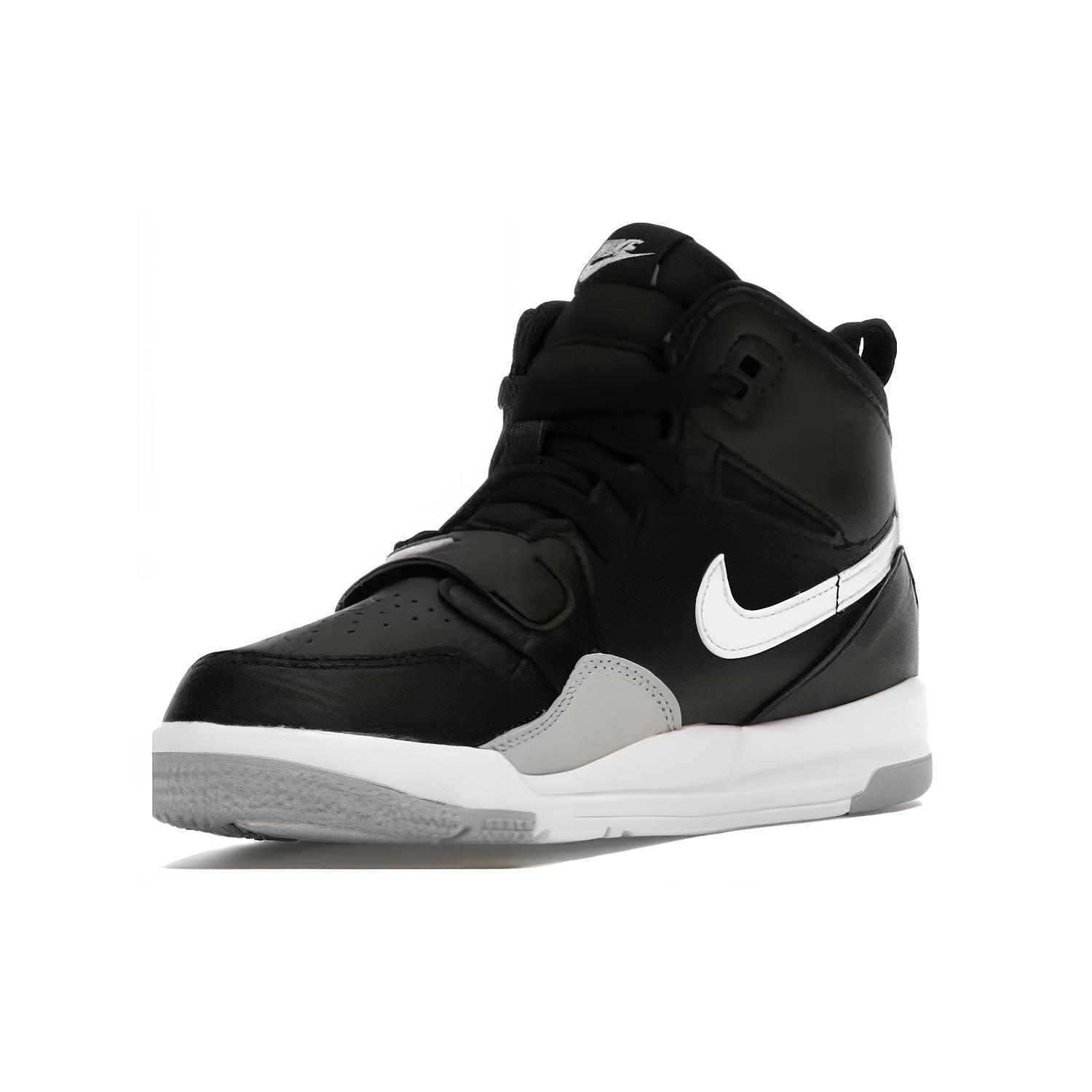 Детские кроссовки Jordan Legacy 312 Air Jordan (черно-белые) — фото 5