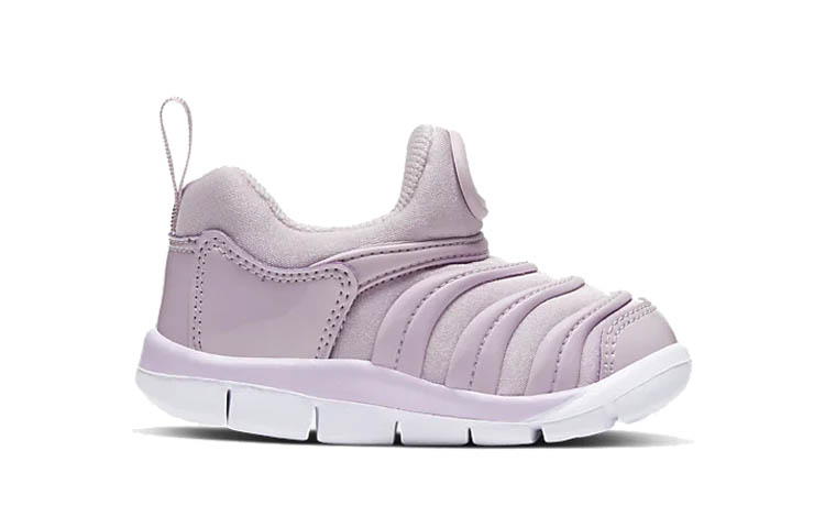 Детские кроссовки Nike Dynamo Free (розовые) — 冰淡紫/金属银 — фото 4