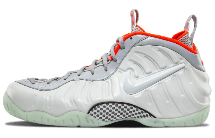 Кроссовки Nike NikeFoamposite Pro GS (белые)